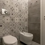 Joivy Cosy Studios, Easy Access To The Centre Of