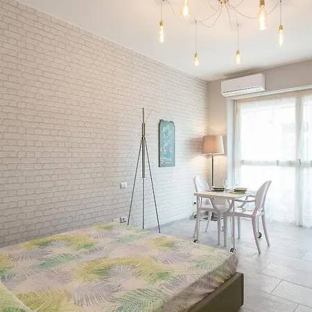 Joivy Cosy Studios, Easy Access To The Centre Of Milão